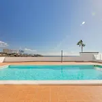 Beachfront 1br With Balcony, Pool & Parking Ancla Apartment Callao Salvaje