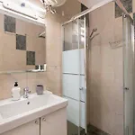 Apartment Beachfront 1br With Balcony, Pool & Parking Ancla *