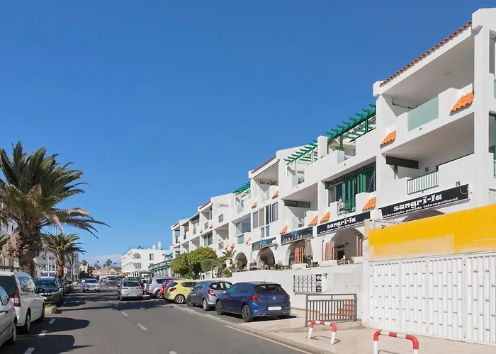 Beachfront 1br With Balcony, Pool & Parking Ancla Апартаменты Кальяо-Сальвахе