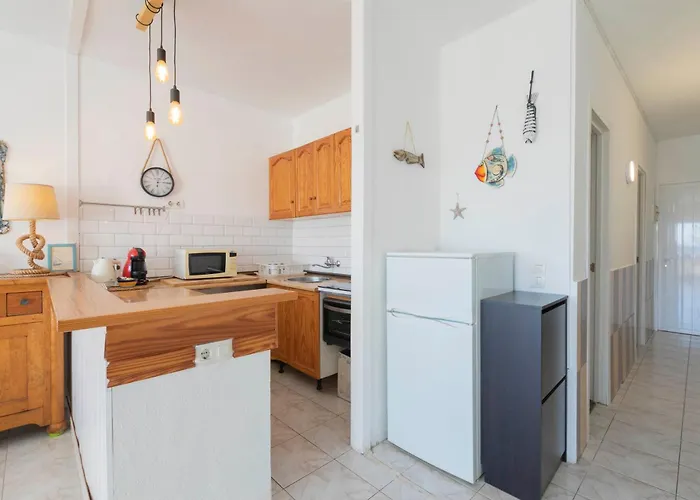 Beachfront 1br With Balcony, Pool & Parking Ancla 公寓 卡亚俄萨尔瓦赫