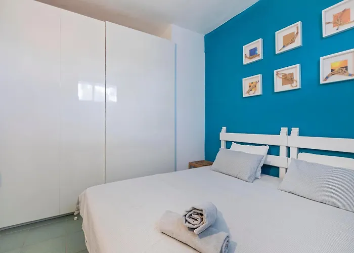 Beachfront 1br With Balcony, Pool & Parking Ancla * 卡亚俄萨尔瓦赫